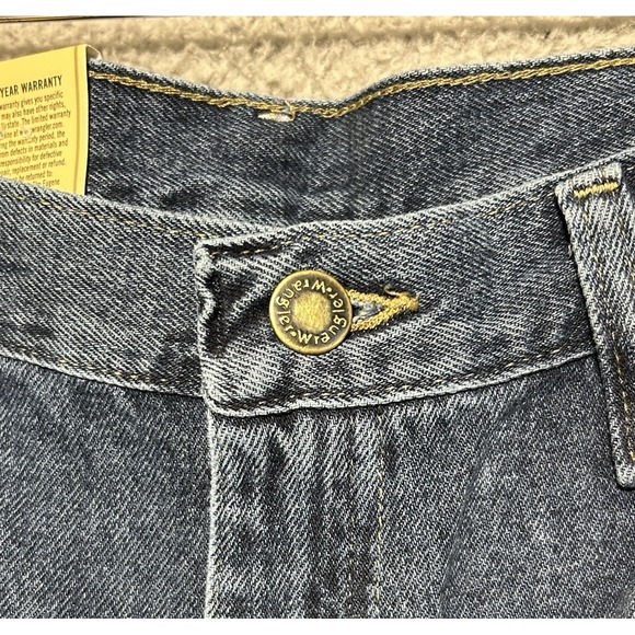 Wrangler Rugged Wear Mens Classic‎ Fit Blue Denim Jeans 38x34 Outdoors Western - Picture 3 of 14